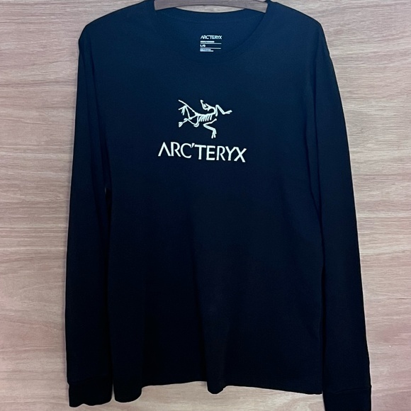Arc'teryx Other - ARC'TERYX men's long sleeve tee size L large black white graphic print logo base